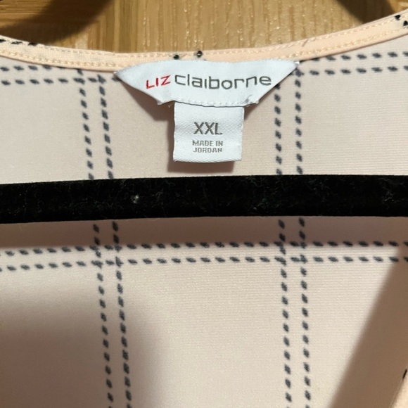 Pink and Black Faux Wrap Style Short Sleeve Silky Blouse by Liz Claiborne XXL - Picture 3 of 6